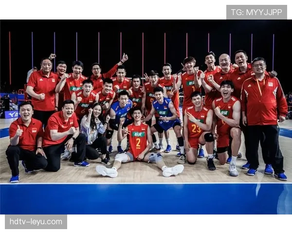 足球积分战白热化：状态回暖球队成争冠关键力量