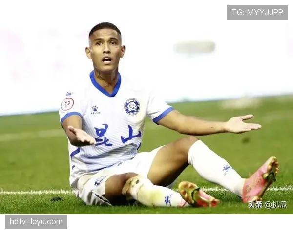 南美新星闪耀国际赛场,新一代球星引领足球崛起浪潮 南美新星闪耀国际赛场,新一代球星引领足球崛起浪潮