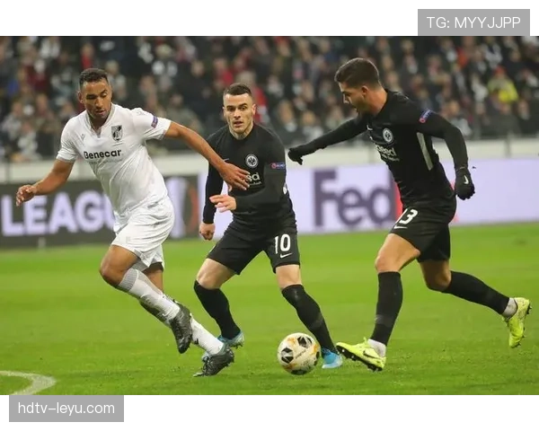 巴黎圣日耳曼控球率高企,进攻威胁减弱,当前阶段进攻端表现受限 巴黎圣日耳曼控球率高企,进攻威胁减弱,当前阶段进攻端表现受限